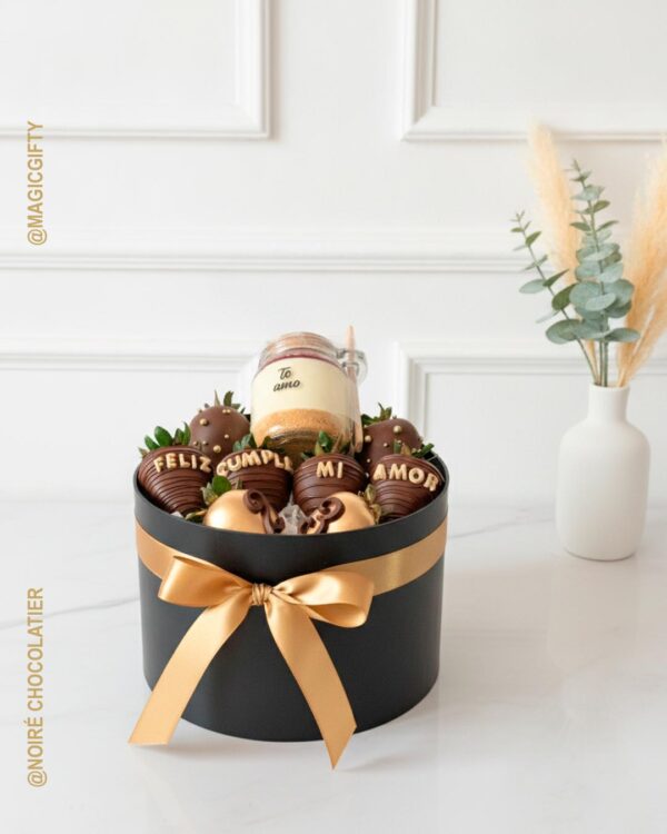 Noir d'Or — Fresas Personalizadas con Chocolate y Cheesecake