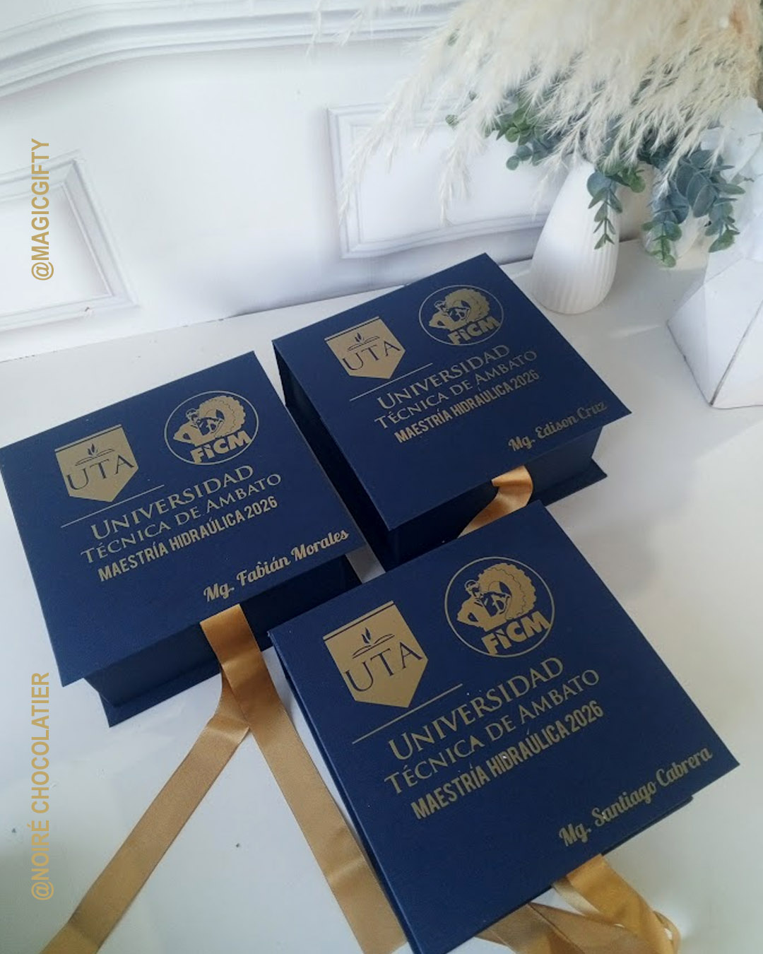 Luxury Box “Brindis de Logro” — Chocolates Finos & Whisky - Imagen 4
