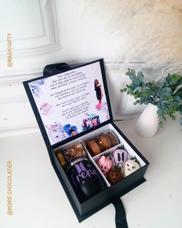 Fan Box Temático — gift box personalizado con fresas temáticas y termo