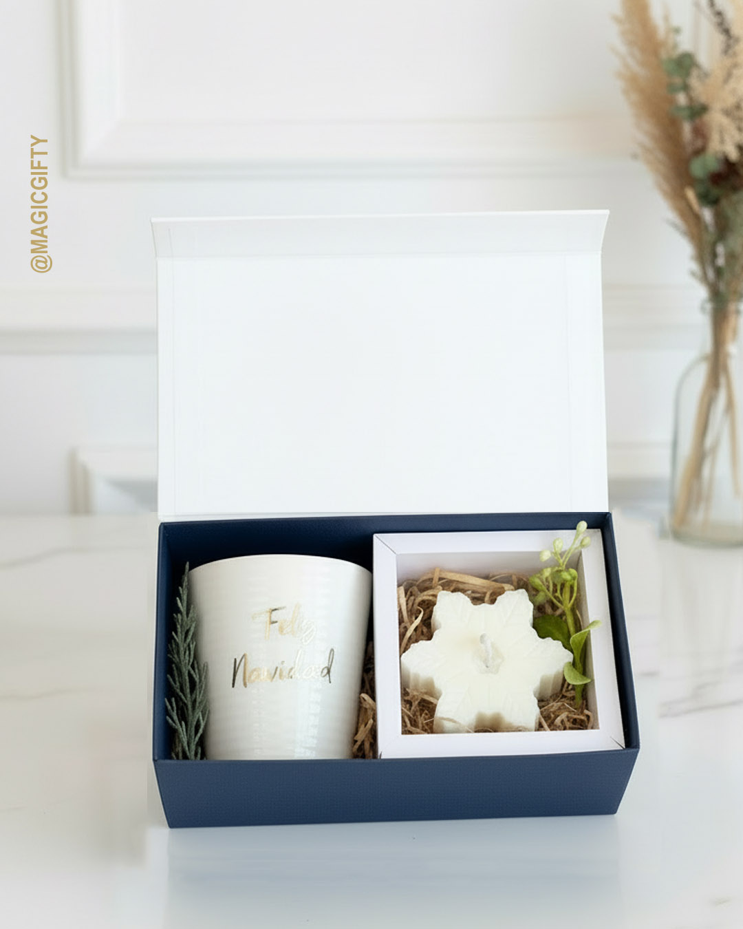 Set navideño con taza y vela