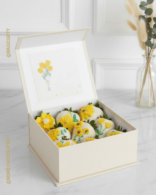 Jardín de Sol — Caja Libro de Fresas (Edición Amarilla)