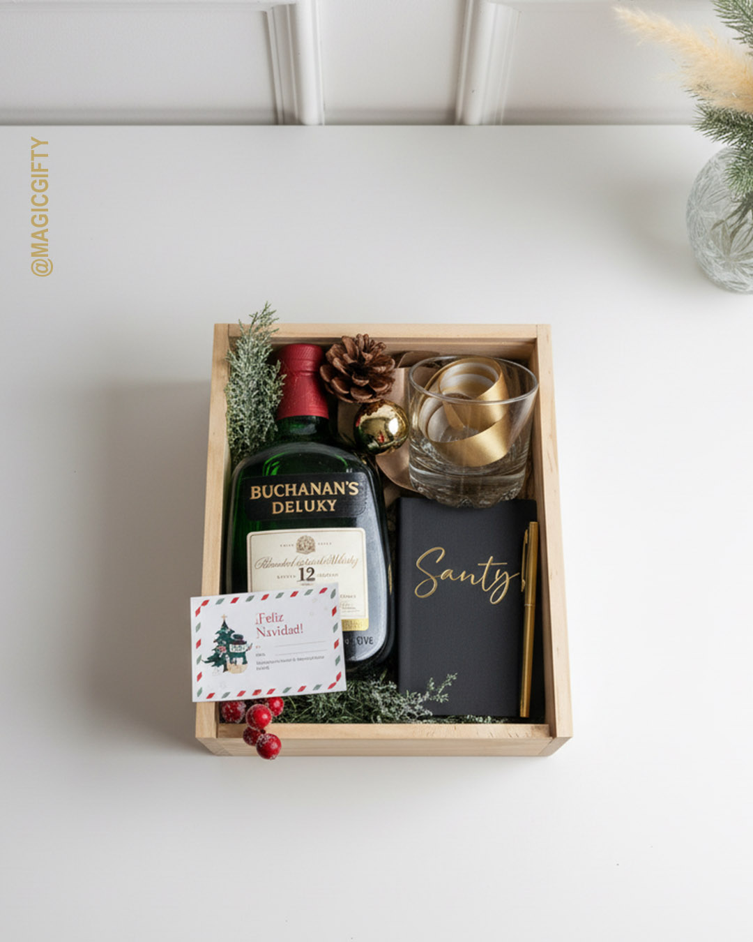 Gift box navideño con whisky y vaso