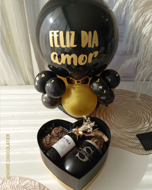 Caja corazón con globo burbuja negro personalizado