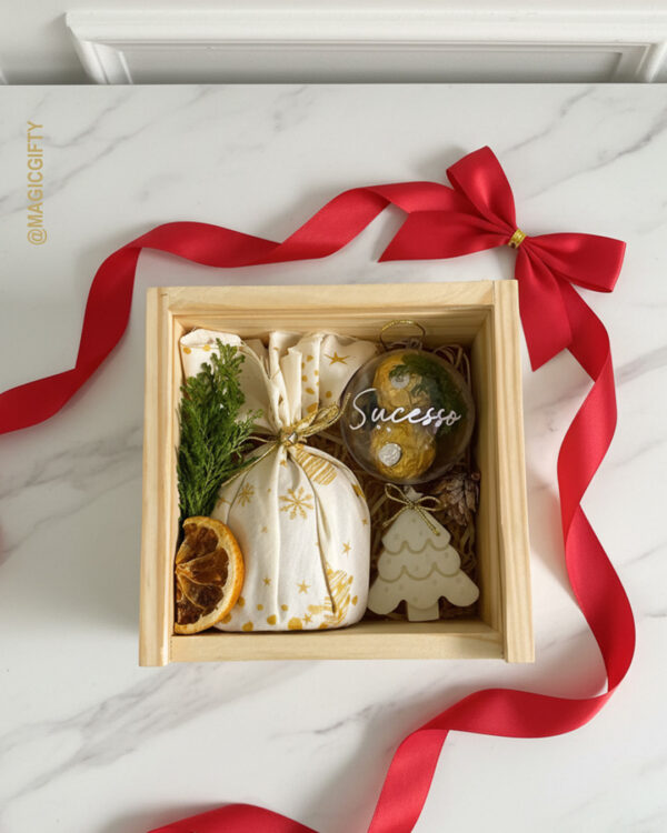 Mini gift box navideño en caja de pino