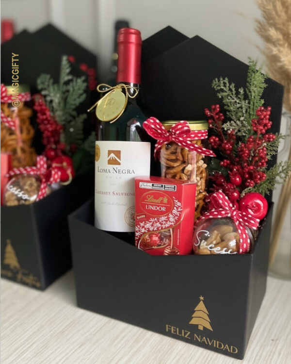 Gift box navideño con vino y chocolates